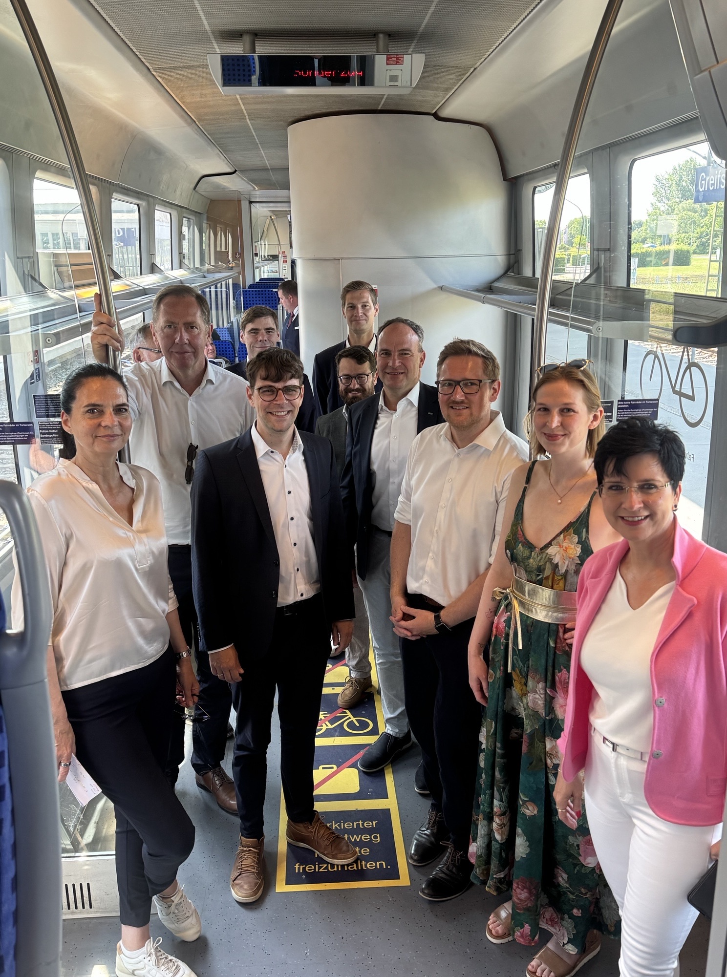 Kostenfreie Sonderfahrten zum MV-Tag am 21. und 22. Juni