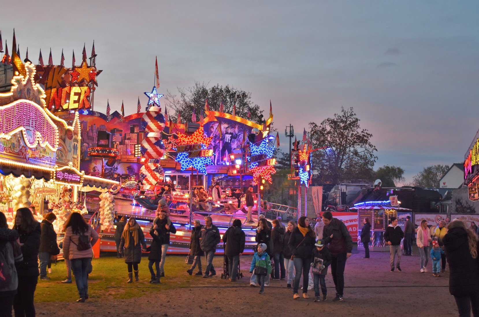 Land bestellt zusätzliche ODEG-Züge zum Martinimarkt Parchim