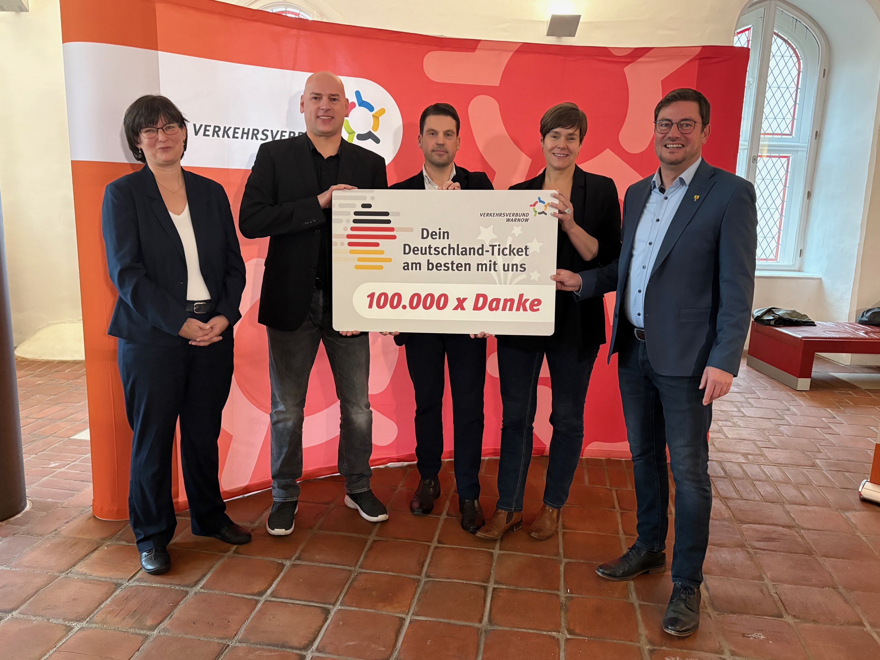 Meilenstein erreicht: Über 100.000 Deutschland-Tickets im November vom VVW
