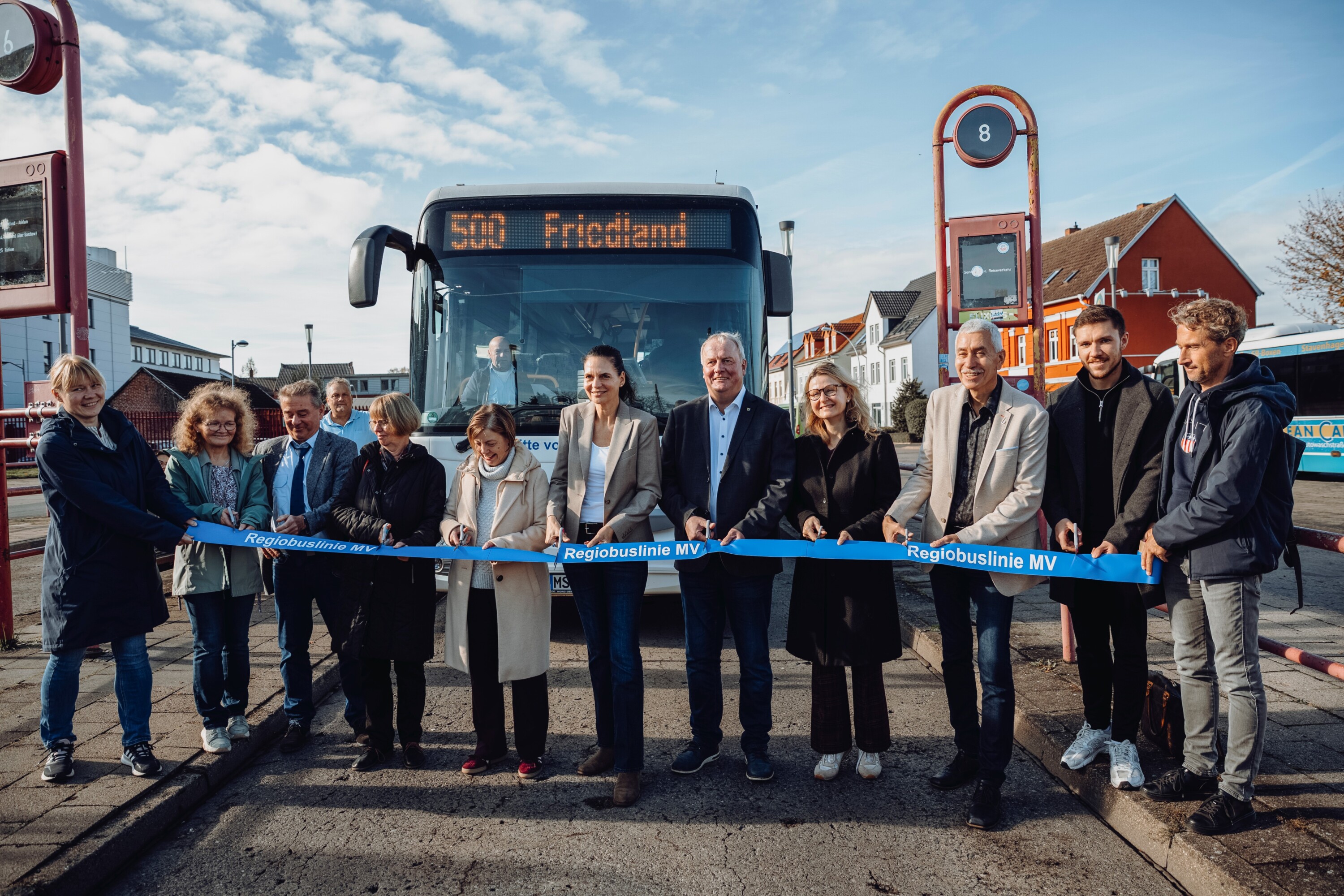 Neubrandenburg: Drei neue Regiobuslinien in der Mecklenburgischen Seenplatte